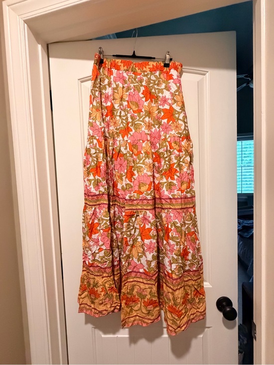 Gigio Dresses & Skirts - Bohemian Floral Tiered Maxi Skirt in Orange and Pink